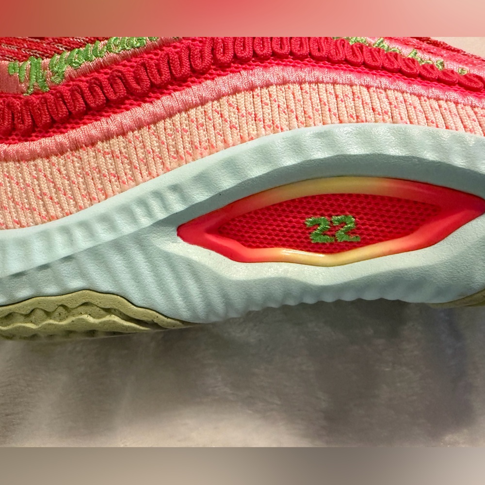 Aja Wilson x Nike Stylish Pink and Green Sneakers - Picture 10 of 16